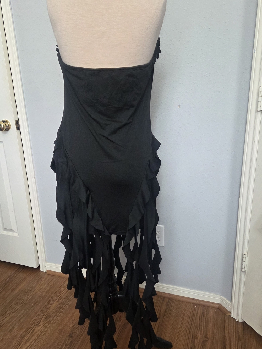 Source Unknown Black Halter Ruffle Fringe High-Low Dress - Picture 4 of 5